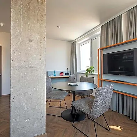 Loginn Offenbach Hotel 3*