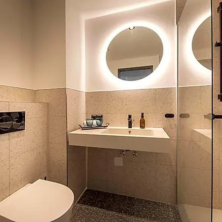 Loginn Offenbach Hotel